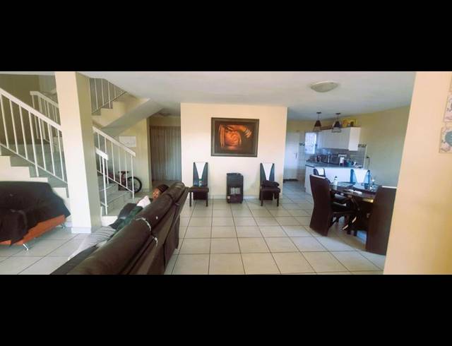 3 BEDROOM TOWNHOUSE FOR SALE IN ZWARTKOP